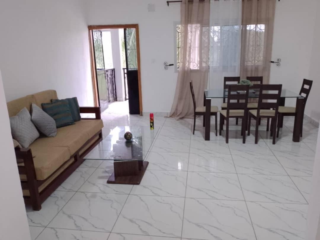 Swiss Cottage Kribi Exterior photo
