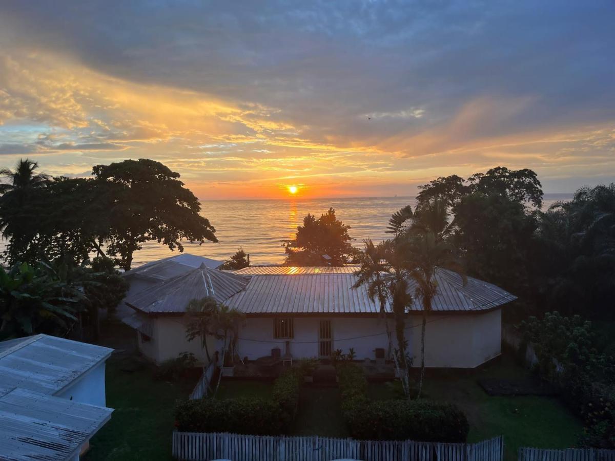 Swiss Cottage Kribi Exterior photo